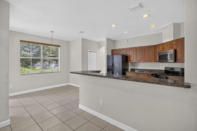 10671 Old Hammock Way, Wellington, FL 33414