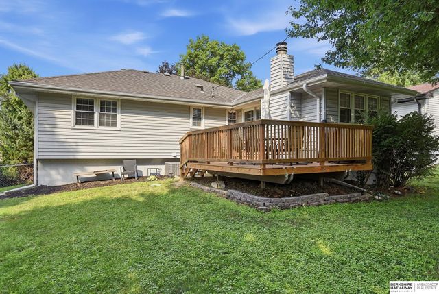 5617 N 96th Street, Omaha, NE 68134