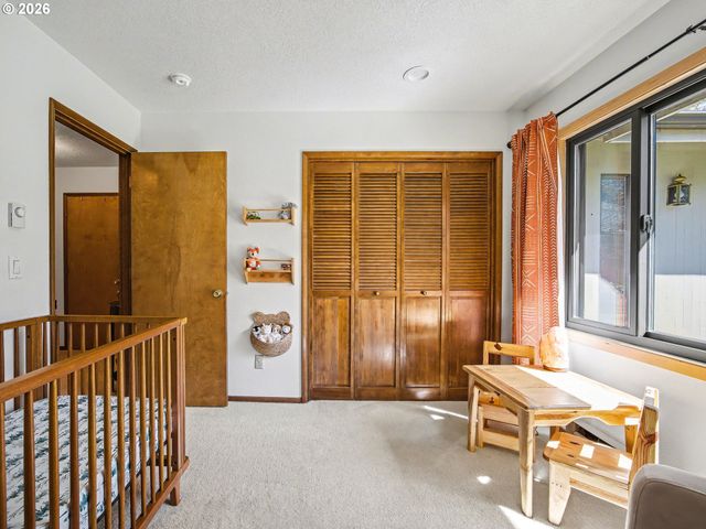 24779 E BRIGHT Ave, Welches, OR 97067