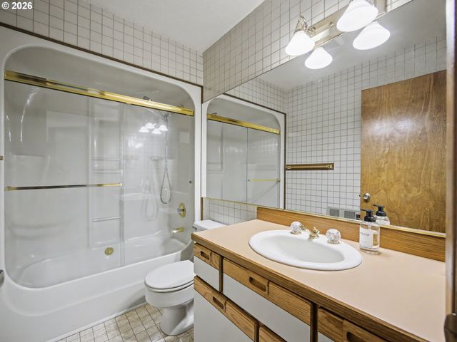 24779 E BRIGHT Ave, Welches, OR 97067