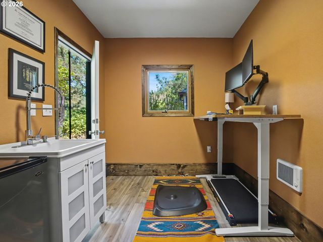 24779 E BRIGHT Ave, Welches, OR 97067
