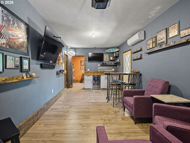 24779 E BRIGHT Ave, Welches, OR 97067