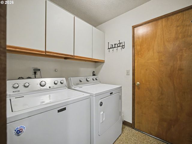 24779 E BRIGHT Ave, Welches, OR 97067