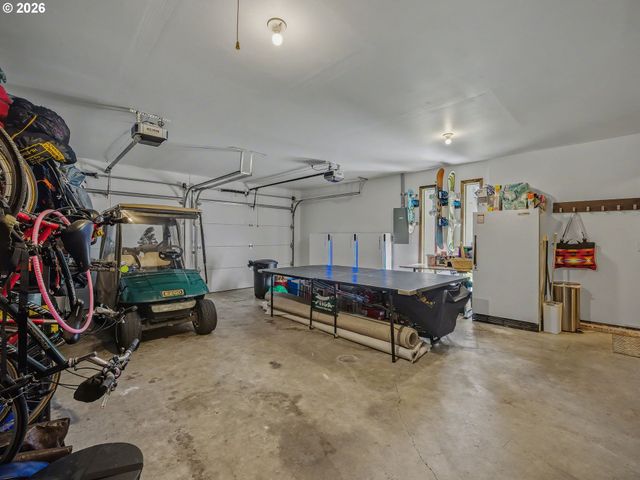 24779 E BRIGHT Ave, Welches, OR 97067