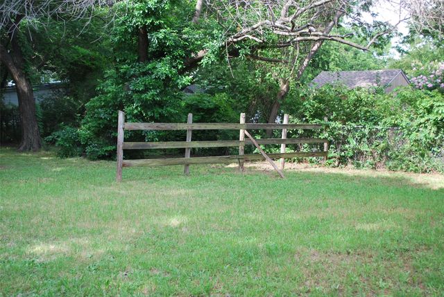 1609 Wayne Street, Denton, TX 76209