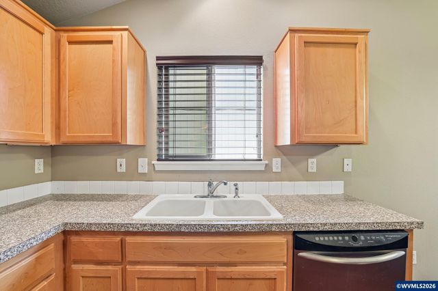 4966 Evie Jean St NE, Salem, OR 97305