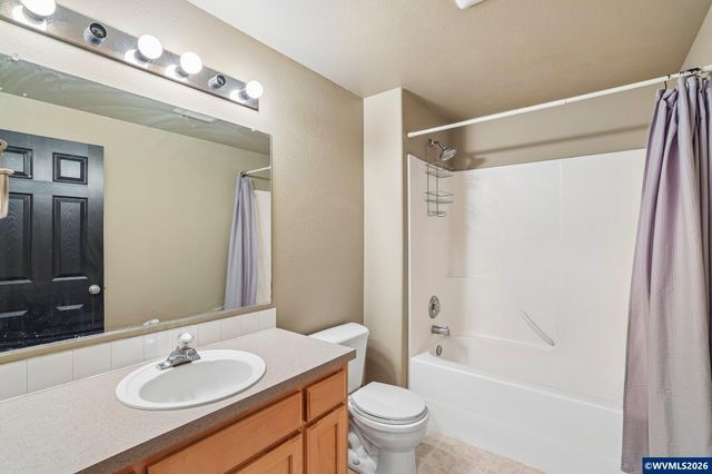 4966 Evie Jean St NE, Salem, OR 97305
