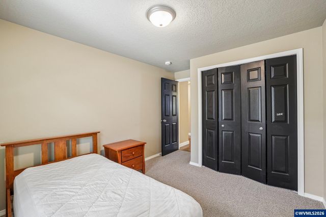 4966 Evie Jean St NE, Salem, OR 97305