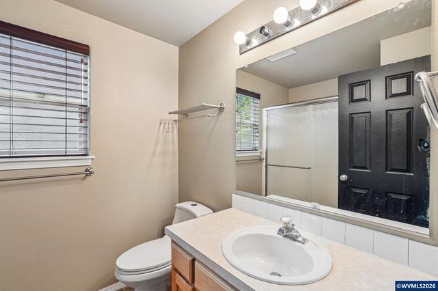 4966 Evie Jean St NE, Salem, OR 97305