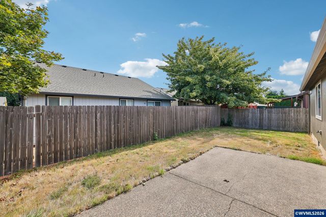 4966 Evie Jean St NE, Salem, OR 97305