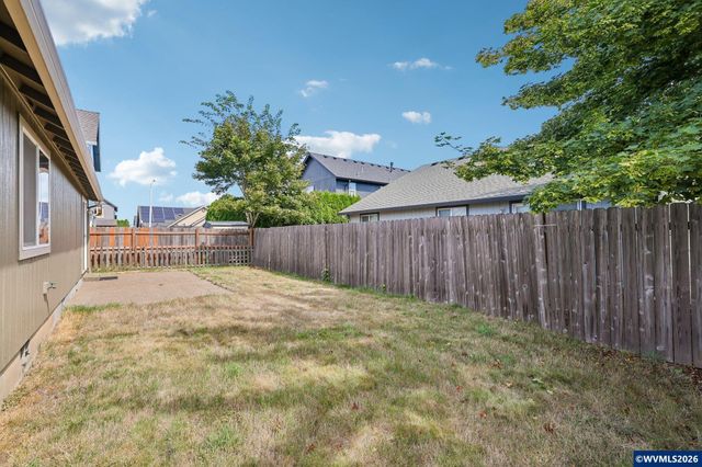 4966 Evie Jean St NE, Salem, OR 97305