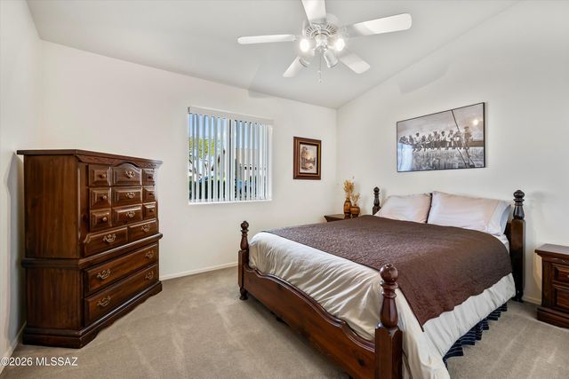 9305 S Wrens Roost Court, Tucson, AZ 85756