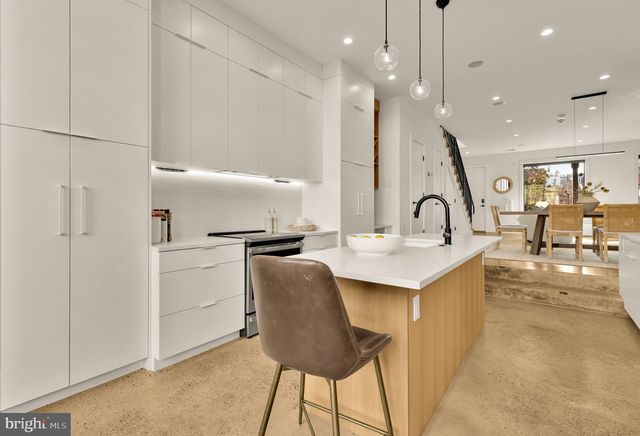 1005 P ST NW, Washington, DC 20001