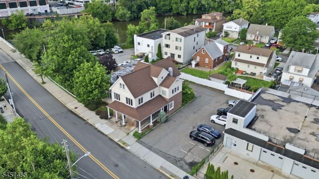 15 Wallington Ave, Wallington Boro, NJ 07057