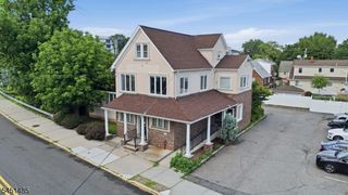 15 Wallington Ave, Wallington Boro, NJ 07057