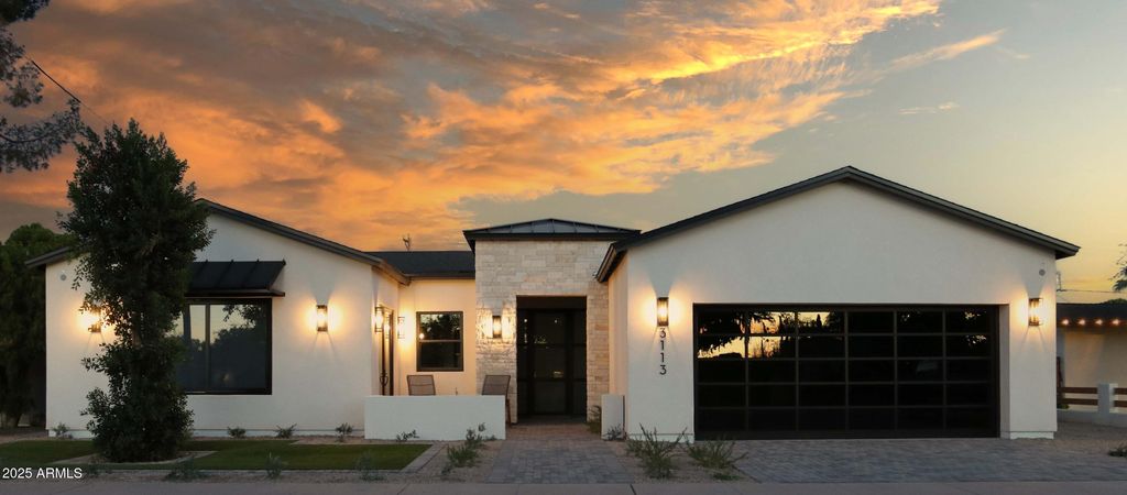 3113 N 41ST Place, Phoenix, AZ 85018