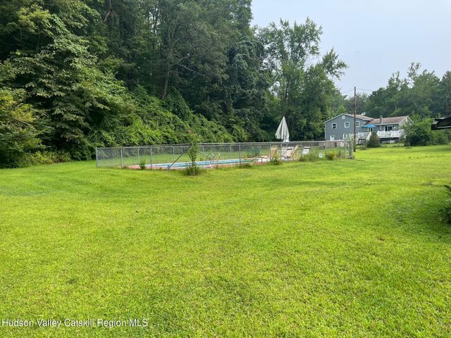 116 Nissenbaum Drive, Spring Glen, NY 12483