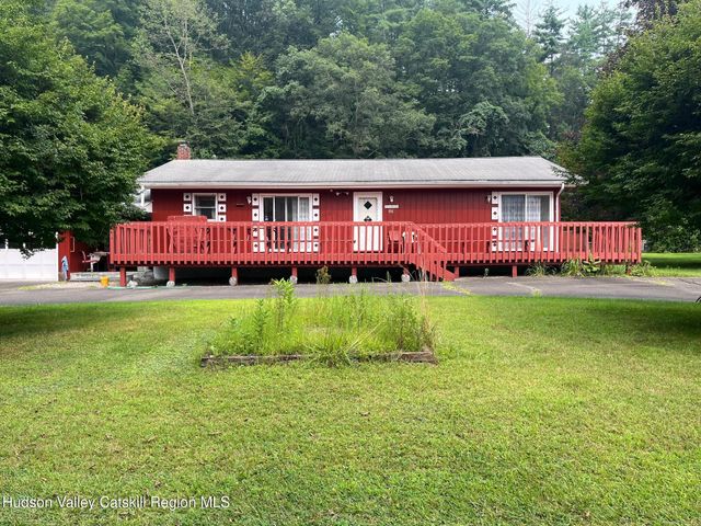 116 Nissenbaum Drive, Spring Glen, NY 12483
