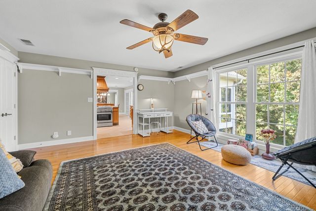 659 Cornwall Rd, Clarksville, TN 37043