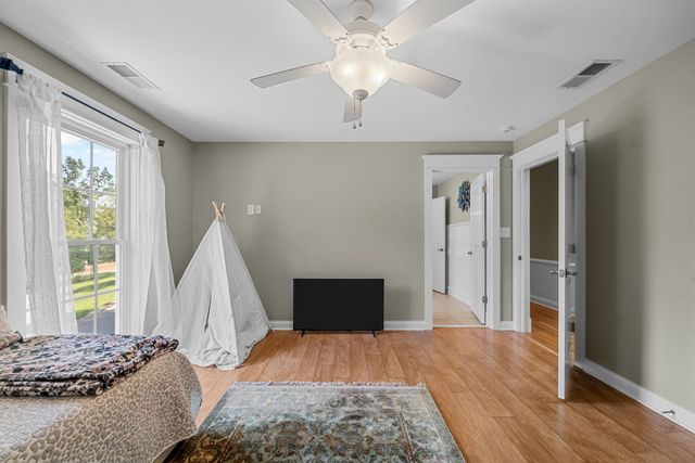 659 Cornwall Rd, Clarksville, TN 37043