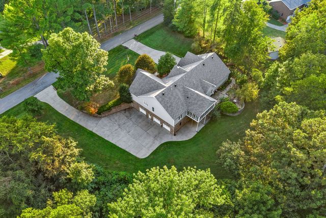 659 Cornwall Rd, Clarksville, TN 37043