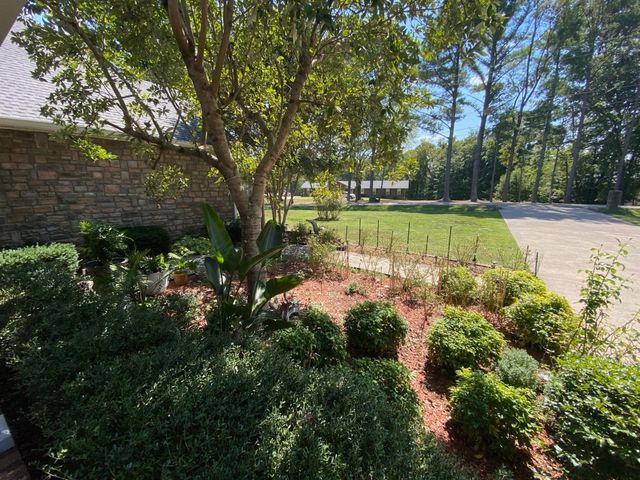 659 Cornwall Rd, Clarksville, TN 37043