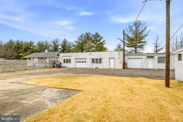 6 EASLICK AVE, Lumberton, NJ 08048