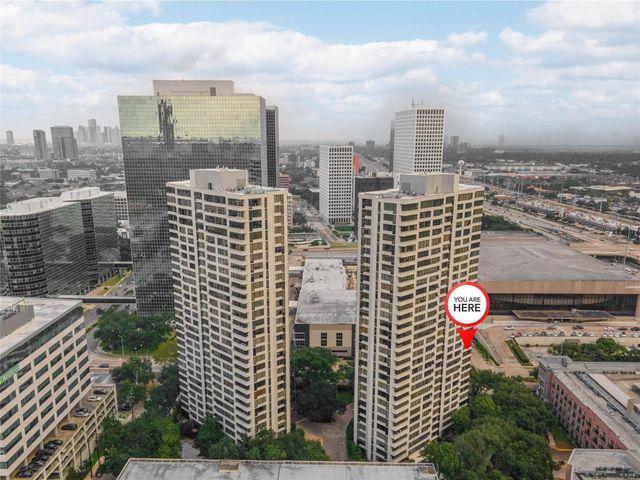 15 Greenway Plaza 10G, Houston, TX 77046