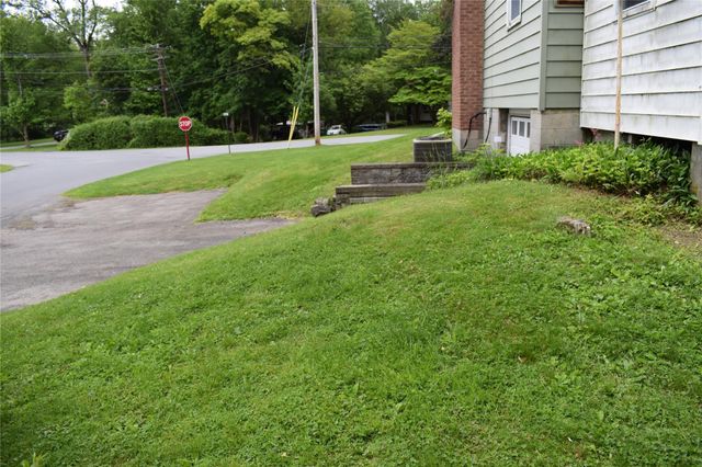 25 Alda Drive, Poughkeepsie, NY 12603