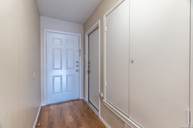 5528 Lochmoor, San Antonio, TX 78244