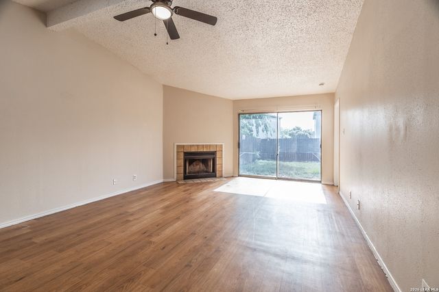 5528 Lochmoor, San Antonio, TX 78244