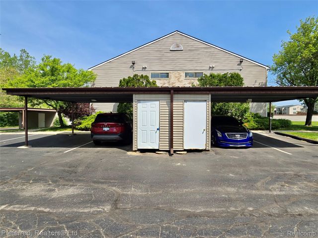 771 Clubhouse Drive, Ypsilanti Charter Township, MI 48197