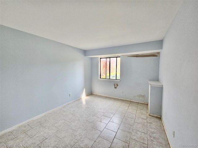 771 Clubhouse Drive, Ypsilanti Charter Township, MI 48197