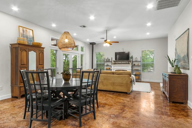 150 Deer Run Road, Valley Mills, TX 76689