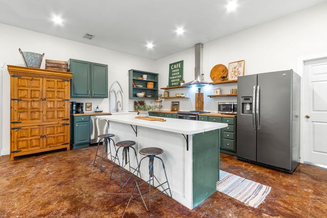 150 Deer Run Road, Valley Mills, TX 76689