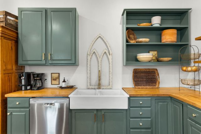 150 Deer Run Road, Valley Mills, TX 76689