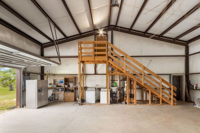 150 Deer Run Road, Valley Mills, TX 76689