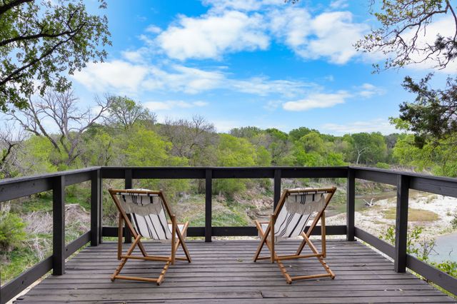 150 Deer Run Road, Valley Mills, TX 76689