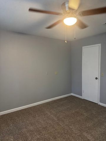 1305 W Villa Maria Road F-202, Bryan, TX 77801