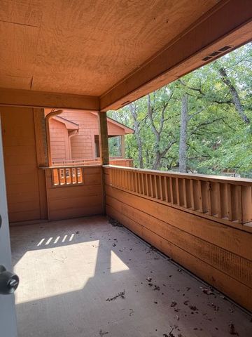 1305 W Villa Maria Road F-202, Bryan, TX 77801