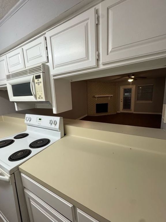 1305 W Villa Maria Road F-202, Bryan, TX 77801 — photo 5