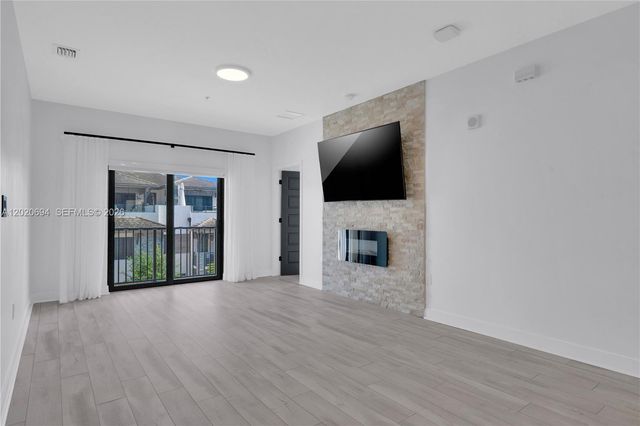 4740 NW 84th Ct 38, Doral, FL 33166