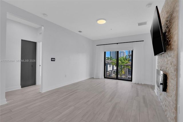 4740 NW 84th Ct 38, Doral, FL 33166