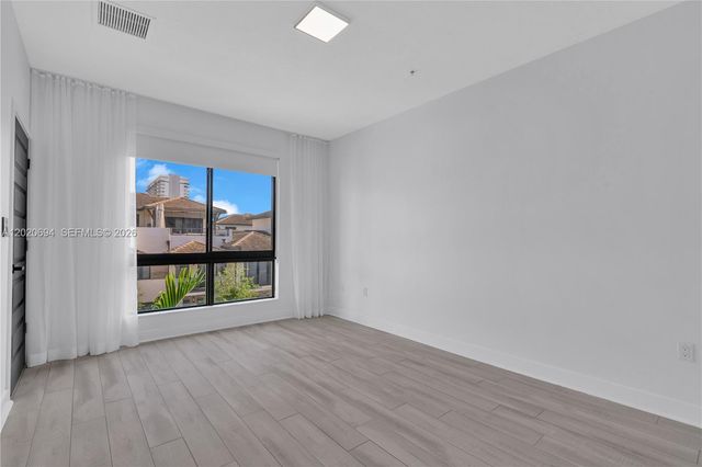 4740 NW 84th Ct 38, Doral, FL 33166