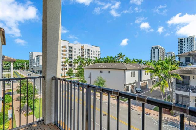 4740 NW 84th Ct 38, Doral, FL 33166