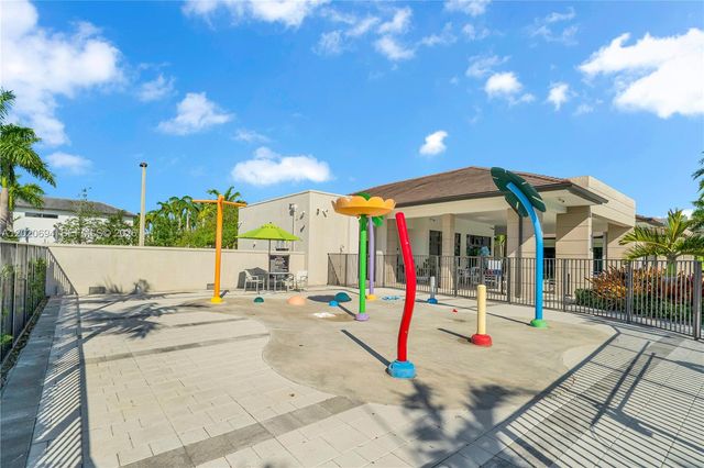 4740 NW 84th Ct 38, Doral, FL 33166