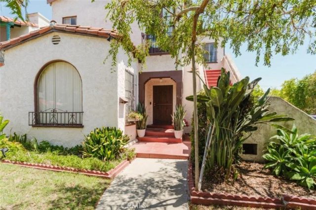 1332 Masselin Avenue A&B, Los Angeles, CA 90019