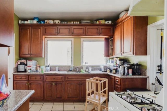 1332 Masselin Avenue A&B, Los Angeles, CA 90019