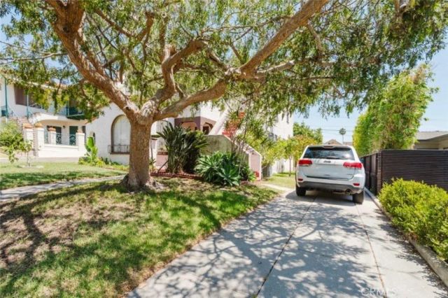 1332 Masselin Avenue A&B, Los Angeles, CA 90019
