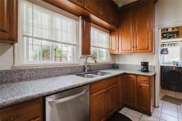 1332 Masselin Avenue A&B, Los Angeles, CA 90019